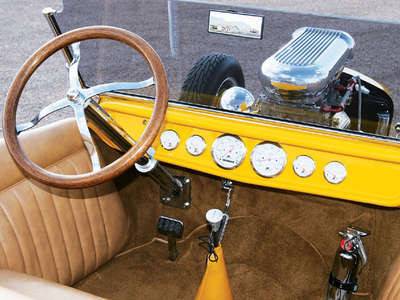 1923_ford_t-bucket+interior.jpg