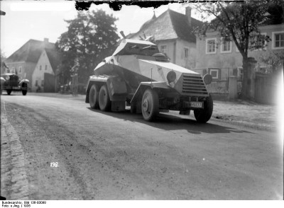 Bundesarchiv_Bild_136-B3098,_Herbstmanöver_des_IX._Armeekorps.jpg