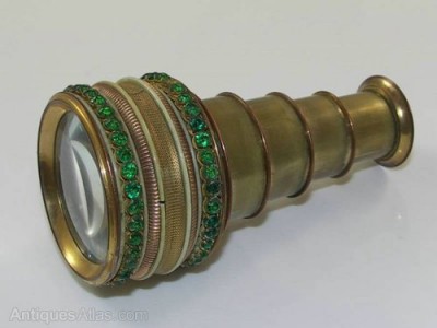 Antiks monoklis.jpg