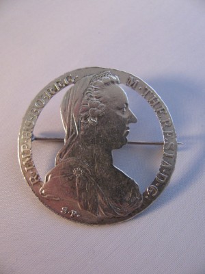 il_570xN.426574421_8mdm.jpg