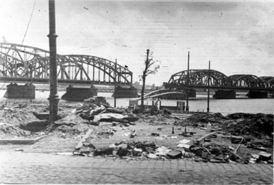 Dzelzceļa tilts 1941 80.jpg