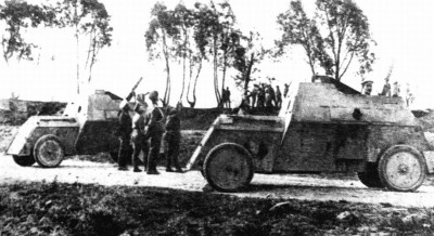 Russo-Balt_Type-S_Armored-Car_1914_06.jpg