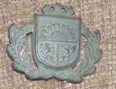 100_4285111111_cr.png