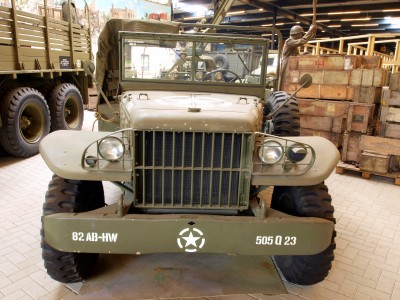 dodge-wc-51-weapon-carrier-02.jpg