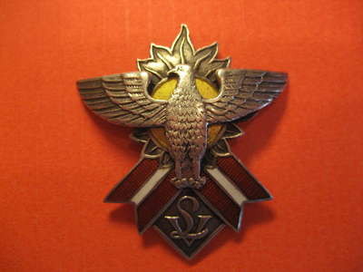 LV 002.jpg