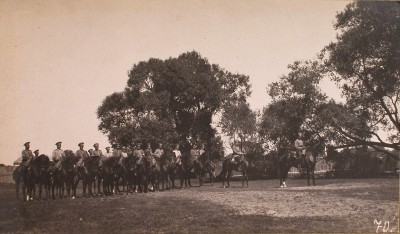1 Взвод полевых жандармов конвоя командующего XIII армией в конном строю.jpg