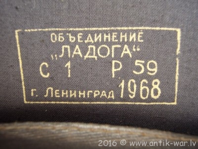 Бескозырка ВМФ СССР (1969г). Лента с такой надписью носилась с 1 октября 1958 г_02.jpg