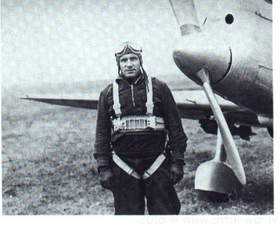 H.Cukurs e C-6bis..tif.jpg