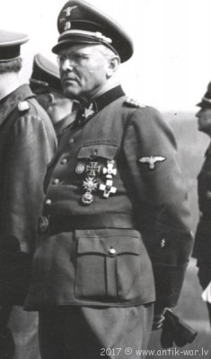 Karl Genzken ss general elefantenorden.jpg