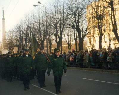 Parad97.JPG