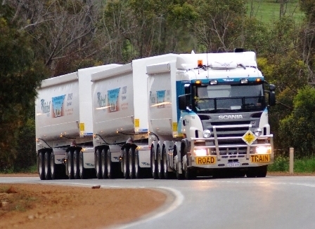 scania%20r%20580%2010x4.jpg