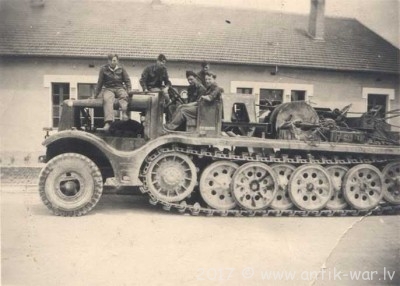 Schwere Zugkraftwagen 18t.jpg