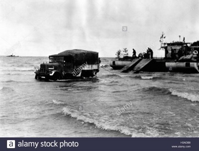 German supply transport on the island of Muhu, 1941.jpg