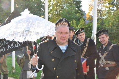 SoLaaJpucRw.jpg