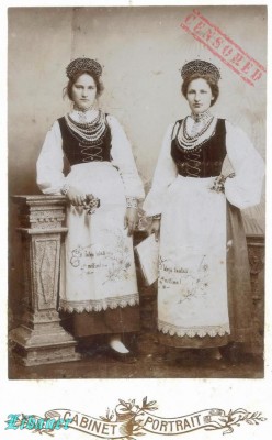 Liepajnieces 1903 Caru gaidot.jpg