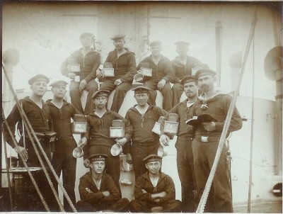 kaiserliche-marine-bread-ration-mess-dittyboxes.jpg