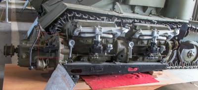 GAS-203_Engine_of_T-70_in_the_Kubinka_Museum.jpg