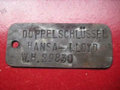 -ww2-car-key-tag-reg-no-wh29830-doppelschlussel-spare-key-for-wehrmacht-car-trench-art[9].jpg