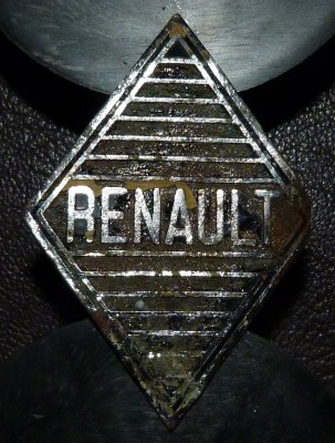 Renault_emblema (1).JPG