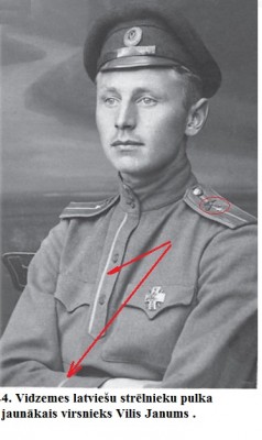Vilis_Janums_praporščika_formā_1917.jpg