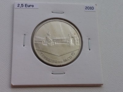 2½ Euro (Palace Square, Lisbon) 2010 (2).jpg