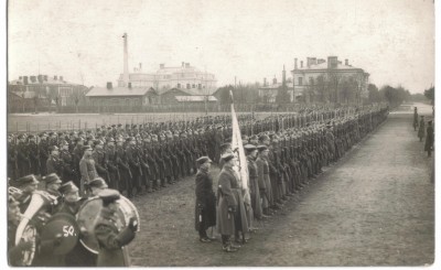 Karosta Latvijas armija. pie Katedrāles.1930-1939.._1.jpg