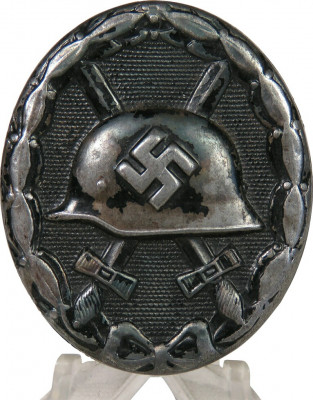 german-ww2-wound-badge-black-32-wilhelm-hobacher-10159-1.jpeg
