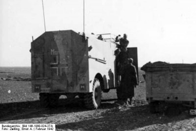Bundesarchiv_Bild_146-1980-024-27A__Nordafrika__Befehlswagen_von_Generaloberst_Rommel.jpg