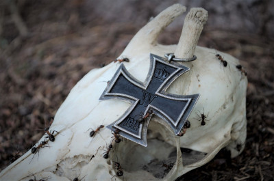 iron cross2.jpg