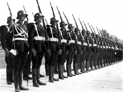 LSSAH_Parade_1936.jpg