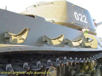 IS-2_Khoroshev_kurgan_062.jpg