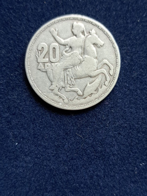 18 050.jpg