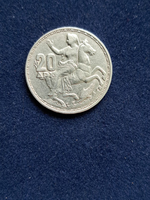 18 052.jpg