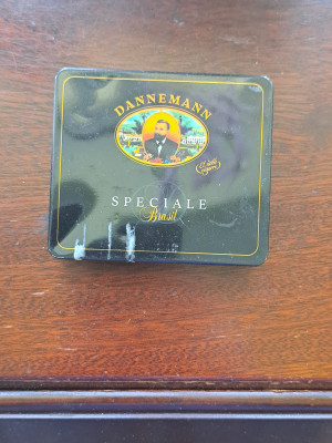 27 042.jpg