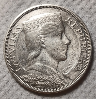 5lati1929_av.jpg