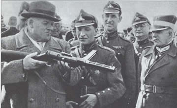Ulmanis_ar.jpg